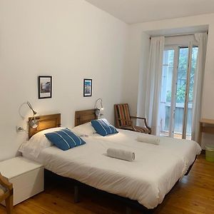 Habitación con 2 Camas Individuales